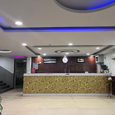Hotel Belwood Suites - Near New Delhi Airport Eksteriør billede
