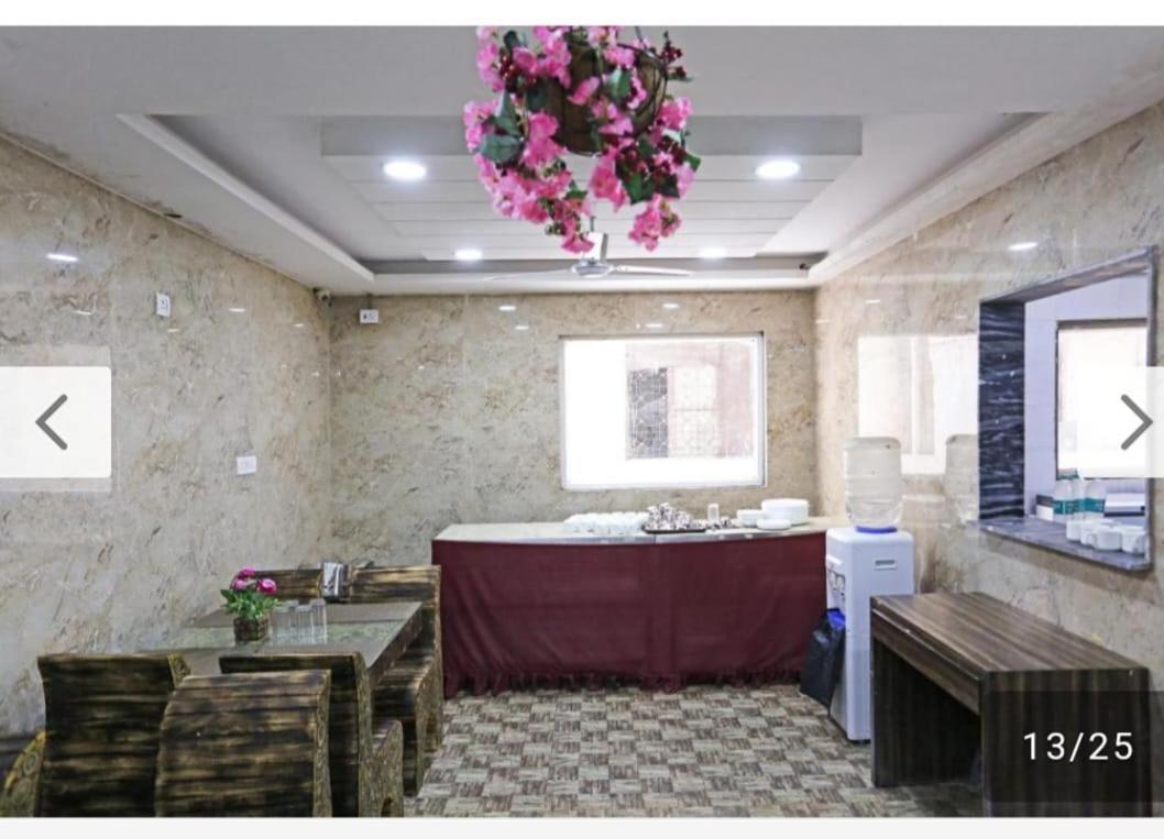 Hotel Belwood Suites - Near New Delhi Airport Eksteriør billede
